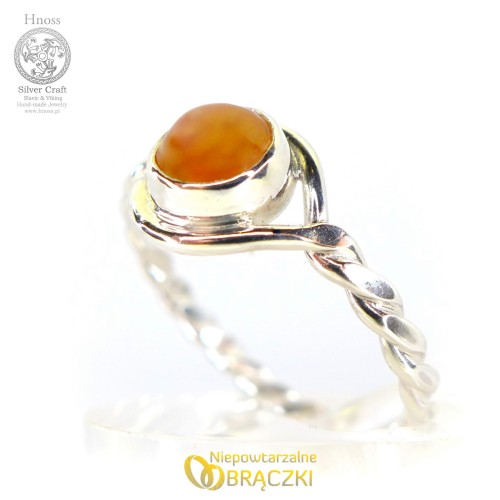 Silver Twisted Ring with Amber SH.jpg