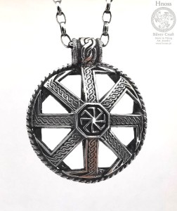 Kolovrat 3D srebrny amulet naszyjnik