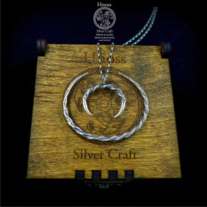 Lunula srebrny zestaw skręcana bransoleta i naszyjnik