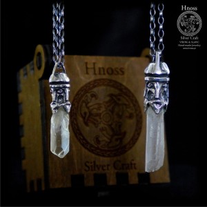 Svendborg Svantevit srebrny amulet naszyjnik z Kryształem Górskim III