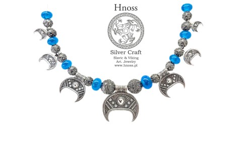 Kolia Lunula z niebieskimi paciorkami z Hnoss Silver Craft