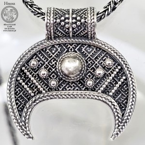 Lunula srebrny amulet naszyjnik 3cm