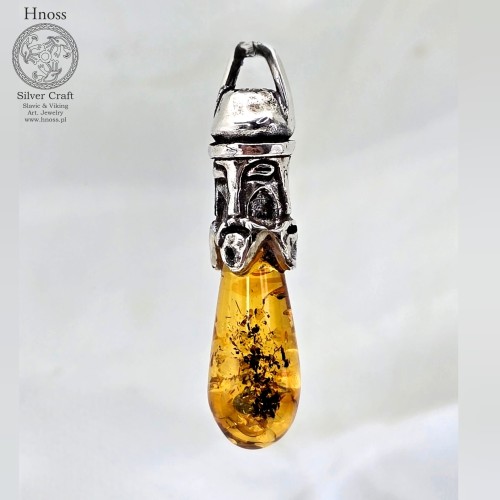 Svendborg Svantevit srebrny amulet wisior z Bursztynem Bałtyckim 8g by Hnoss Silver Craft