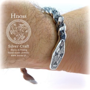 Veles Reko srebrna bransoleta z głowami Węża Prabuty, Polska XI w. (2)