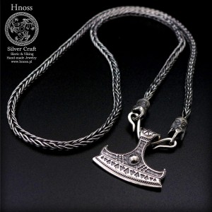 Topór Peruna II 3cm srebrny amulet i łańcuch 4mm z głowami Svantevita