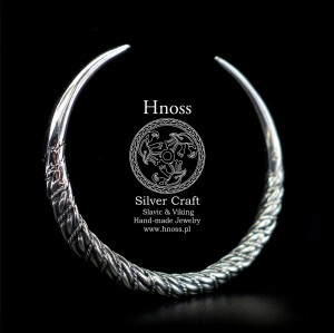 Lunula srebrny amulet pleciona bransoleta igłowa